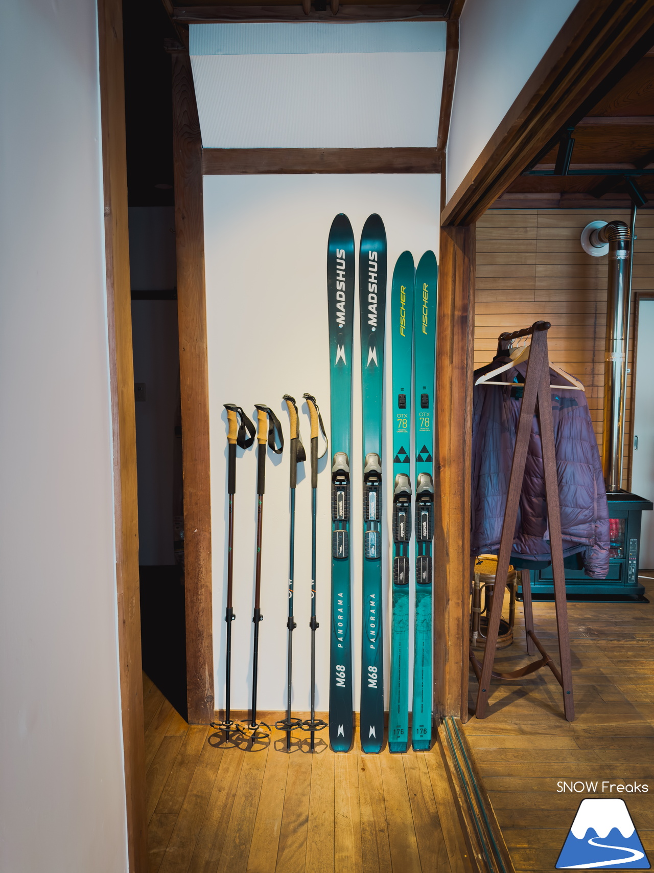 ローカル巡りのシーズン到来！新十津川町そっち岳スキー場でひと滑りしてから、岩見沢市に今月オープンしたスキーハイキング専門店『well-tuned』を訪ねて♪